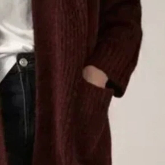 NWOT Zara Burgundy Knit Cardigan Sweater With Pockets - Picture 3 of 8